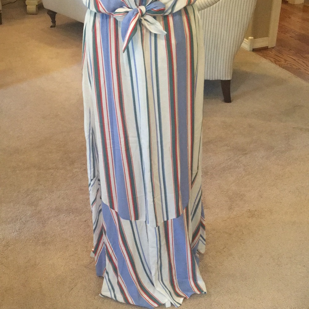 All In Favor Maxi Dress in Size Large - Picture 3 of 16